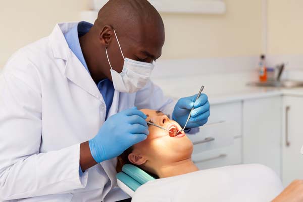 A General Dentist In Phoenix Can Help You Avoid Cavities